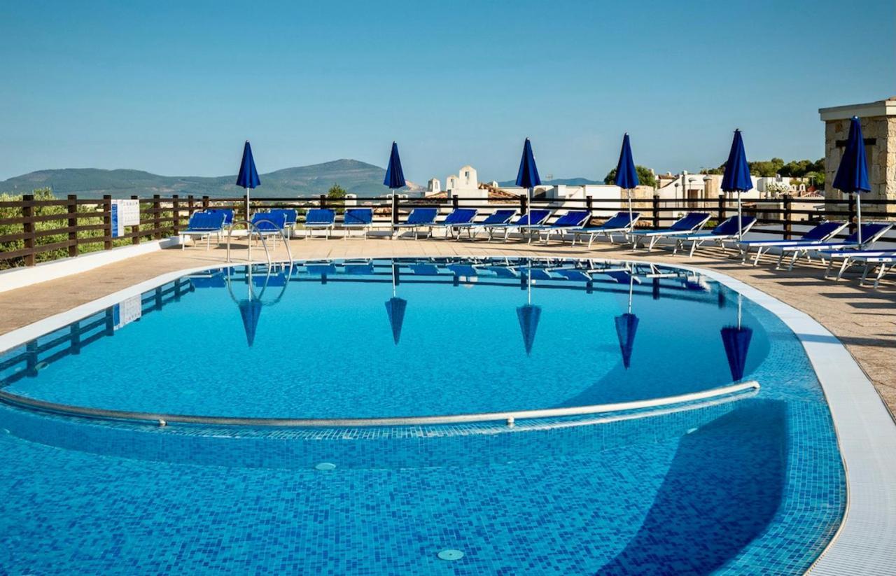 Villa In Con Piscina A 2 Km Da *