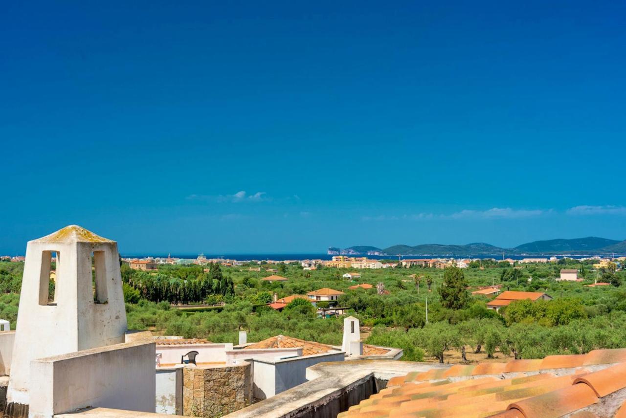 Villa In Con Piscina A 2 Km Da